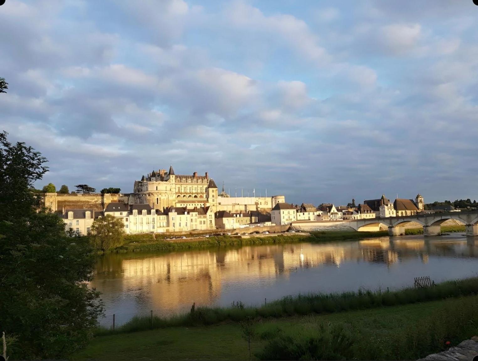 Aux Ecuries Du Signe Hotel Amboise Kültér fotó